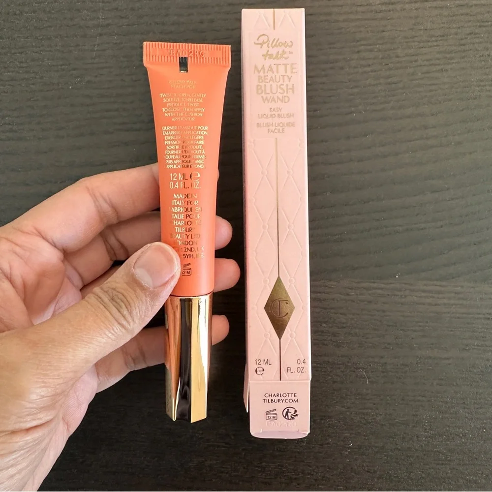 NWT Charlotte Tilbury Matte Beauty Blush Wand - Pillow Talk Peach Pop 12mL